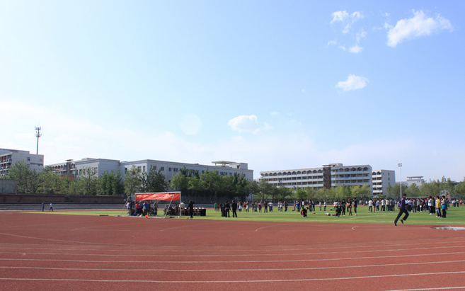 操场跑道 校园环境 操场跑道 校园环境