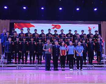 给初中生毕业选铁路学校一个理由 招生问答 给初中生毕业选铁路学校一个理由 招生问答