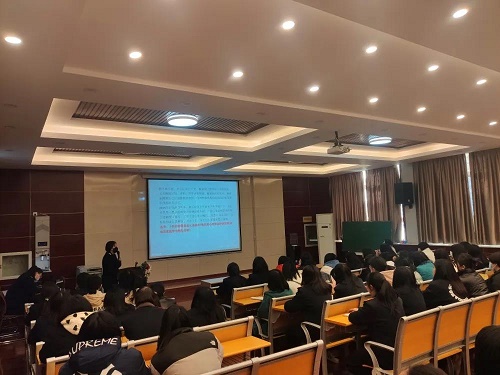 石家庄铁路职业技工学校女子自尊自爱讲座 招生问答