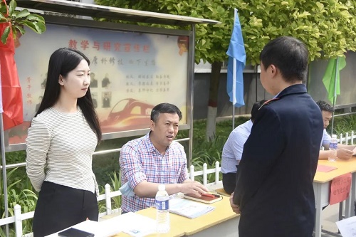 石家庄铁路高级技校学校怎么收费 学校新闻